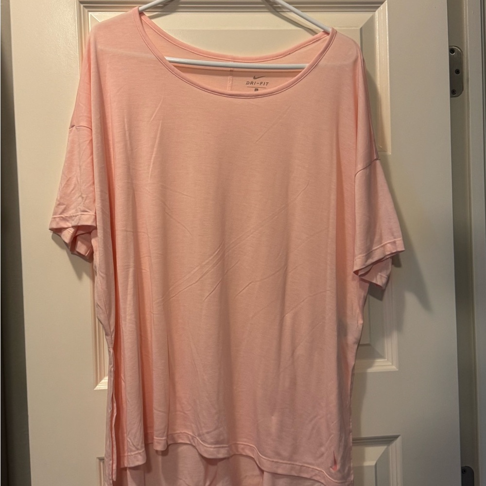 Nike Dri-FIT Women's Short Sleeve Tee in Pale Pink